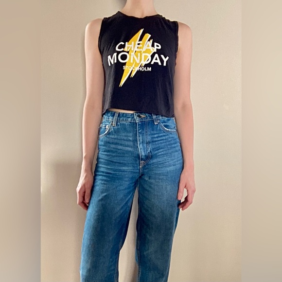 Lightning bolt cropped muscle tee - Picture 1 of 2